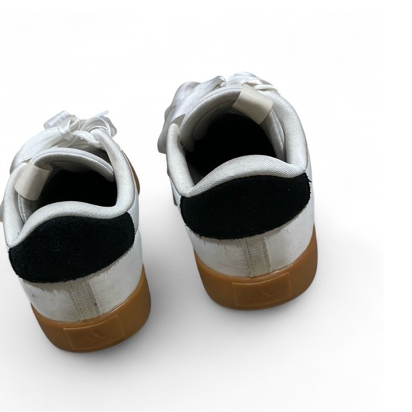 Adidas Women’s White and Black Sneakers with ribbon laces 7.5 - Picture 6 of 6